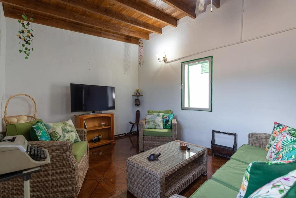 Vivienda Vacacional Ca' Pepita Y Jose El Albercon Exterior foto